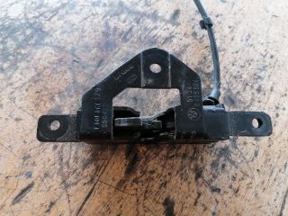 bontott BMW X5 Jobb Csomagtérajtó Zárszerkezet