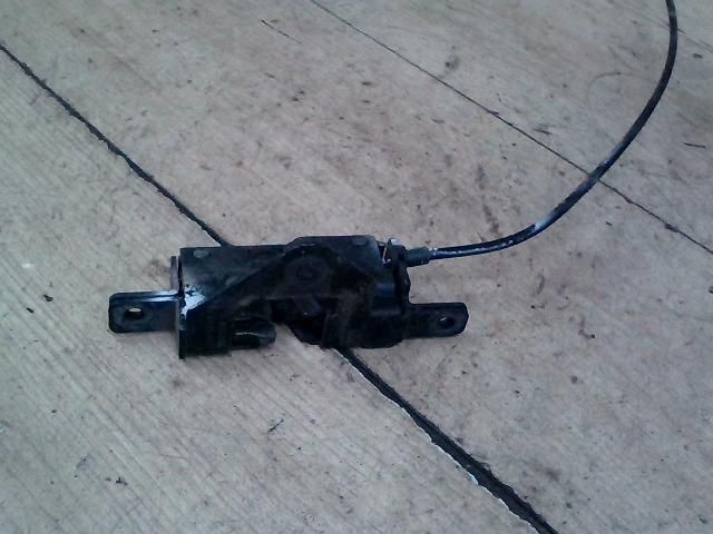 bontott BMW X5 Jobb Csomagtérajtó Zárszerkezet