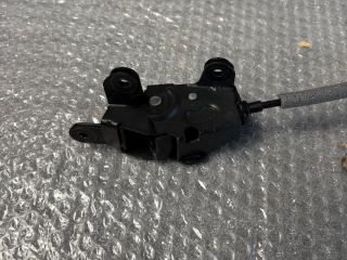 bontott BMW X5 Jobb Csomagtérajtó Zárszerkezet