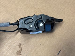 bontott BMW X5 Jobb Csomagtérajtó Zárszerkezet