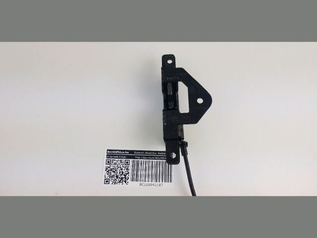 bontott BMW X5 Jobb Csomagtérajtó Zárszerkezet