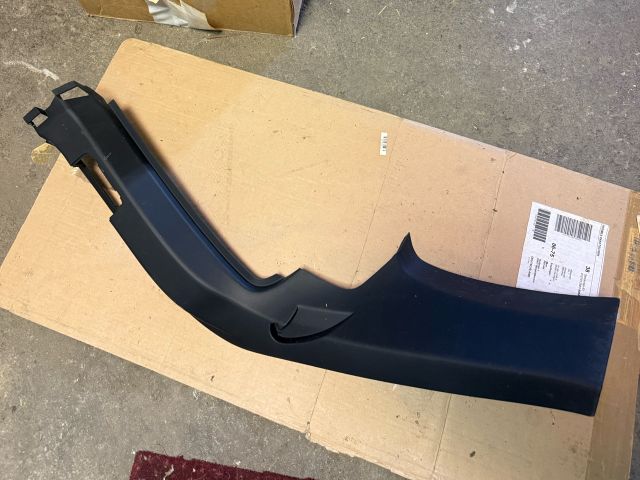 bontott BMW X5 Jobb D Oszlop Burkolat