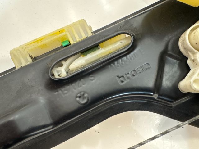 bontott BMW X5 Jobb első Ablakemelő Szerkezet (Elektromos)