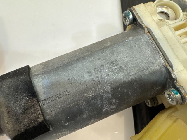 bontott BMW X5 Jobb első Ablakemelő Szerkezet (Elektromos)