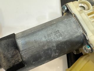 bontott BMW X5 Jobb első Ablakemelő Szerkezet (Elektromos)