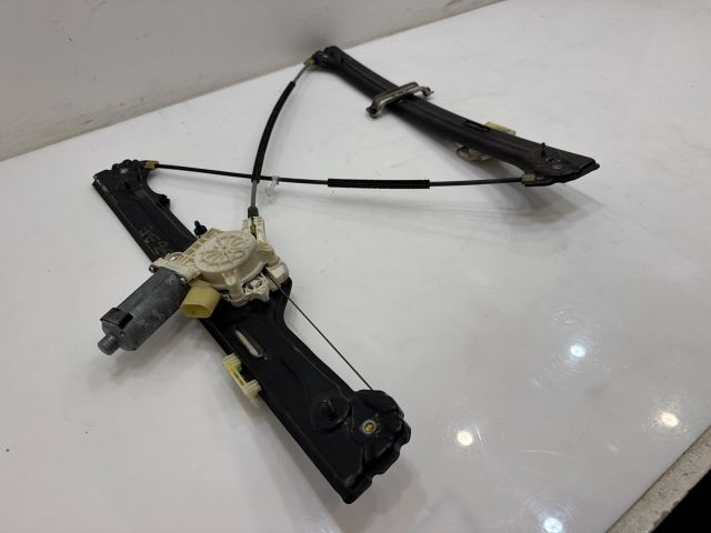 bontott BMW X5 Jobb első Ablakemelő Szerkezet (Elektromos)