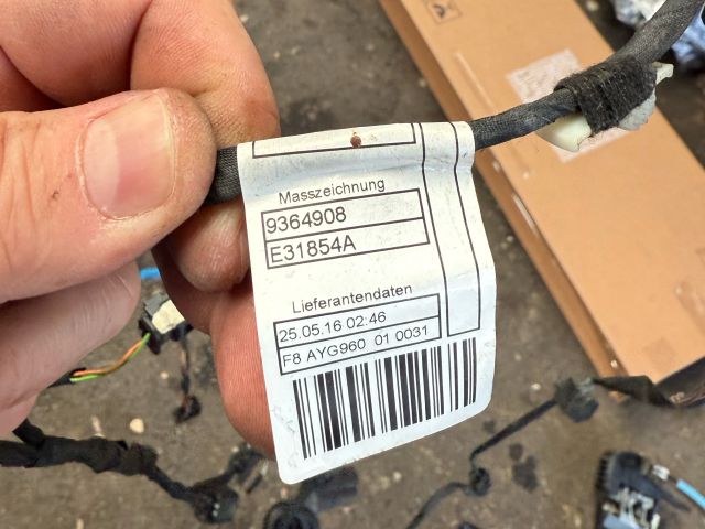 bontott BMW X5 Jobb első Ajtó Kábelköteg