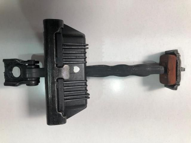 bontott BMW X5 Jobb első Ajtóhatároló