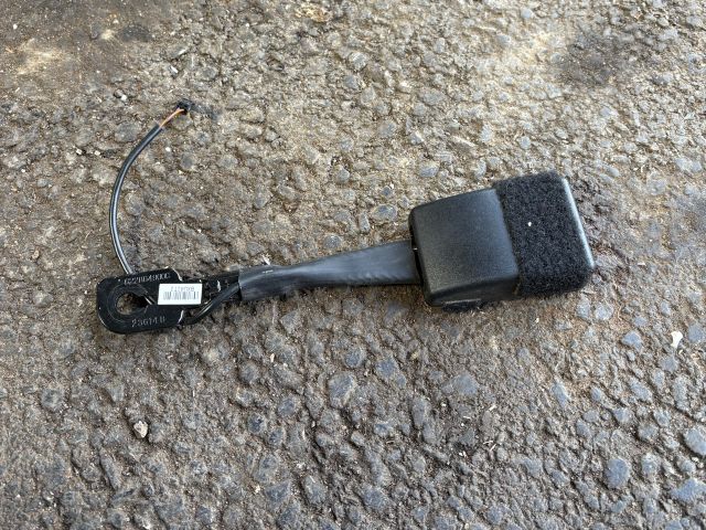 bontott BMW X5 Jobb első Biztonsági Öv Csat