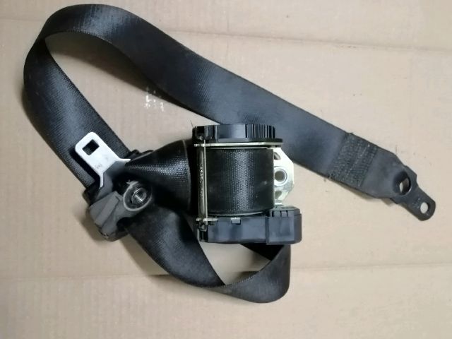 bontott BMW X5 Jobb első Biztonsági Öv