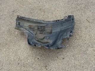 bontott BMW X5 Jobb első Első Dobbetét (Kerékjárati, Műanyag)