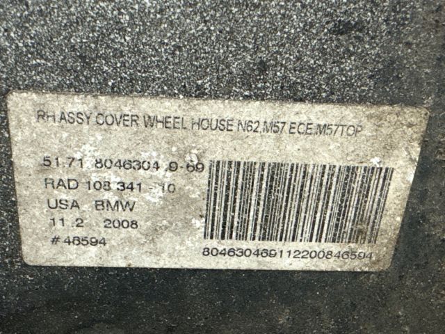 bontott BMW X5 Jobb első Első Dobbetét (Kerékjárati, Műanyag)