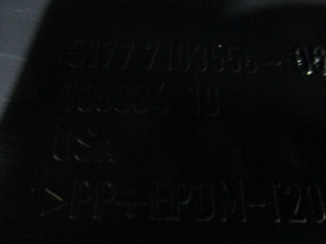 bontott BMW X5 Jobb első Küszöb Díszléc