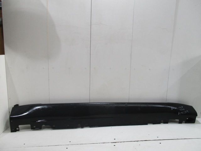 bontott BMW X5 Jobb első Küszöb Díszléc