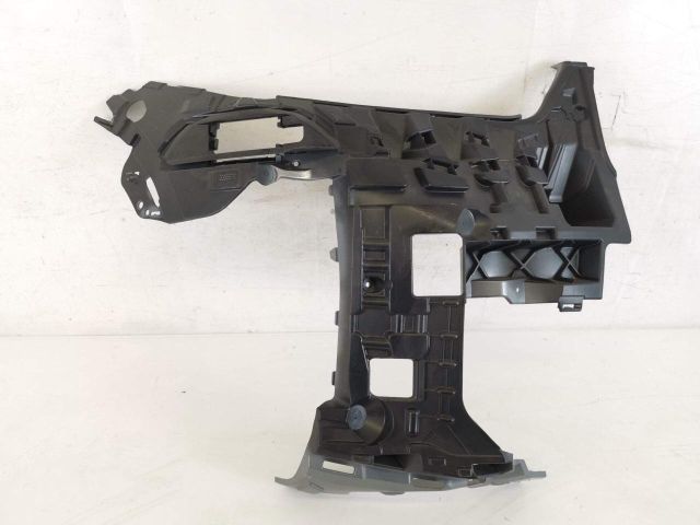 bontott BMW X5 Jobb első Lökhárító Tartó (Műanyag)