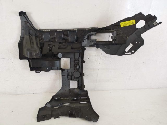 bontott BMW X5 Jobb első Lökhárító Tartó (Műanyag)