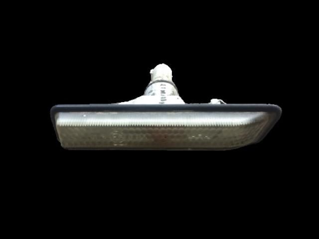 bontott BMW X5 Jobb első Sárvédő Irányjelző