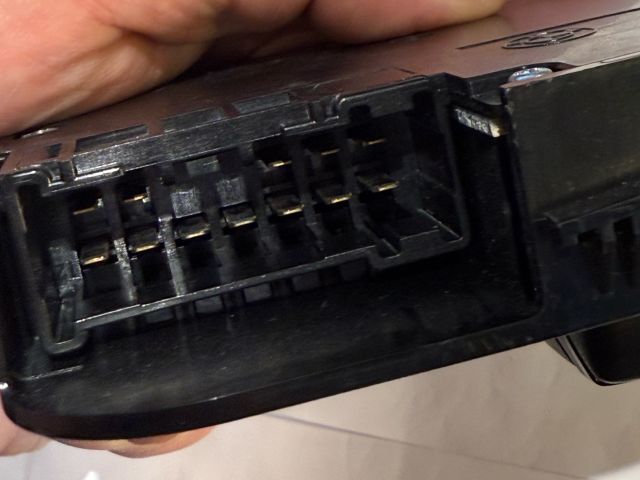 bontott BMW X5 Jobb első Ülésállító Kapcsoló