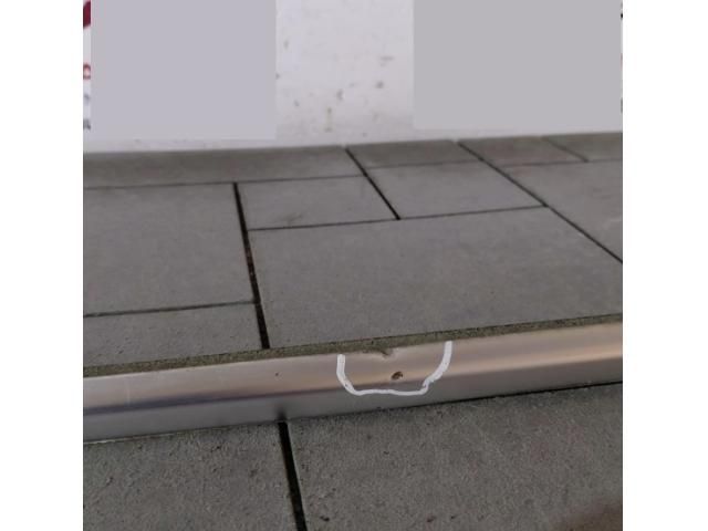 bontott BMW X5 Jobb első Vízlehúzó Gumicsík