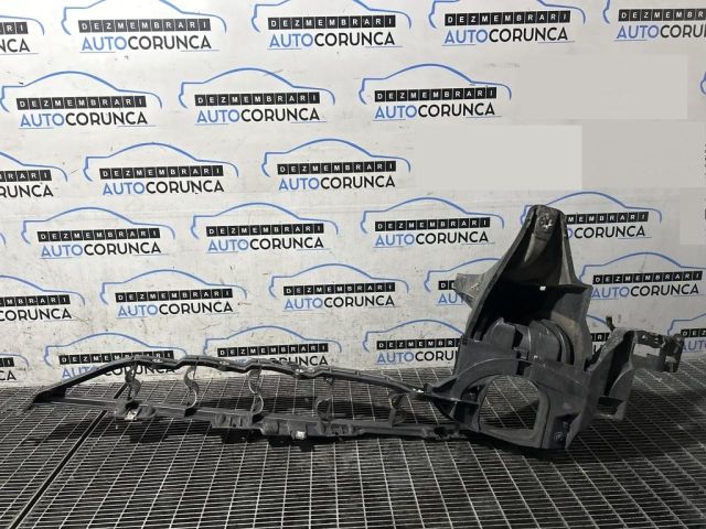 bontott BMW X5 Jobb Fényszóró Tartó