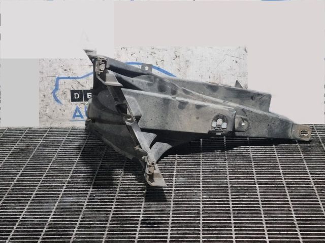 bontott BMW X5 Jobb Fényszóró Tartó