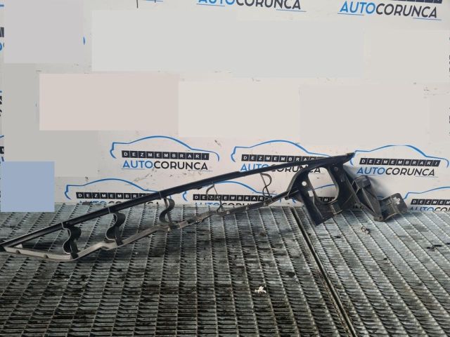 bontott BMW X5 Jobb Fényszóró Tartó