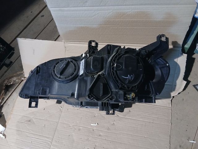 bontott BMW X5 Jobb Fényszóró