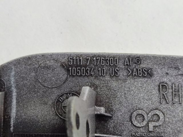 bontott BMW X5 Jobb Fényszórómosó Fedél