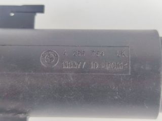 bontott BMW X5 Jobb Fényszórómosó Fúvóka