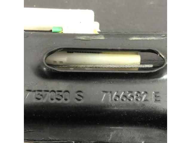 bontott BMW X5 Jobb hátsó Ablakemelő Szerkezet (Elektromos)