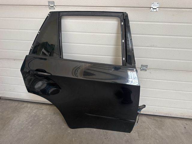 bontott BMW X5 Jobb hátsó Ajtó (Üres lemez)