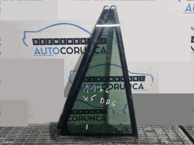 bontott BMW X5 Jobb hátsó Fixüveg (Ajtóban)