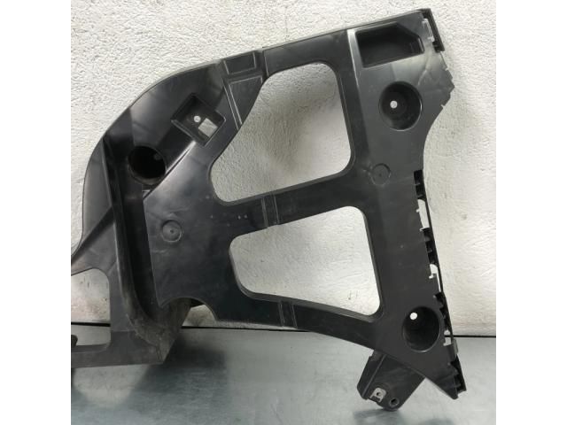 bontott BMW X5 Jobb hátsó Lökhárító Tartó (Műanyag)