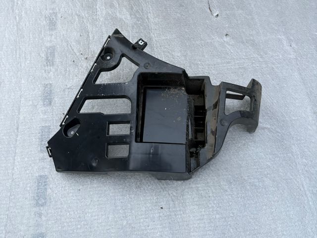 bontott BMW X5 Jobb hátsó Oldal Lökhárító Tartó (Műanyag)