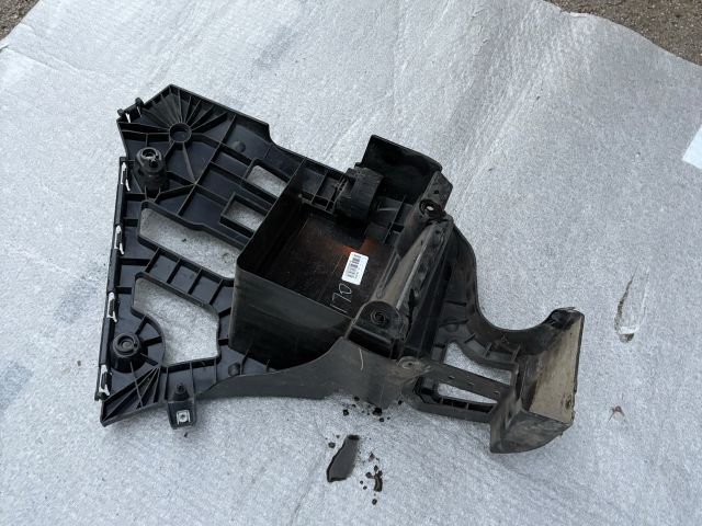 bontott BMW X5 Jobb hátsó Oldal Lökhárító Tartó (Műanyag)