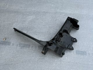 bontott BMW X5 Jobb hátsó Oldal Lökhárító Tartó (Műanyag)