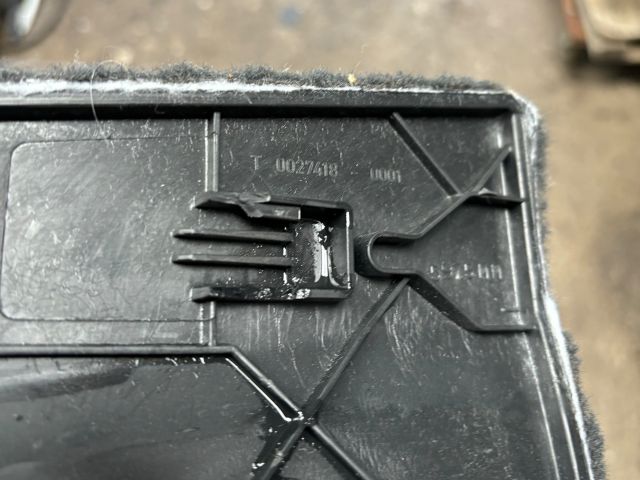 bontott BMW X5 Jobb Kardánbox Burkolat