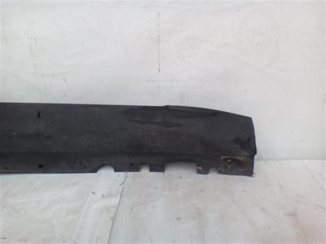 bontott BMW X5 Jobb Küszöb Légterelő