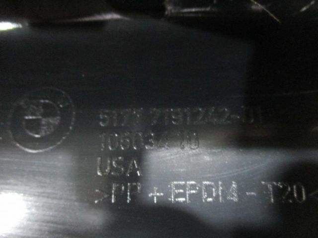 bontott BMW X5 Jobb Küszöb