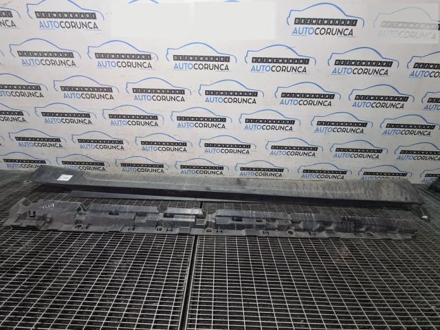 bontott BMW X5 Jobb Küszöb