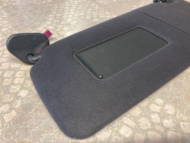 bontott BMW X5 Jobb Napellenző