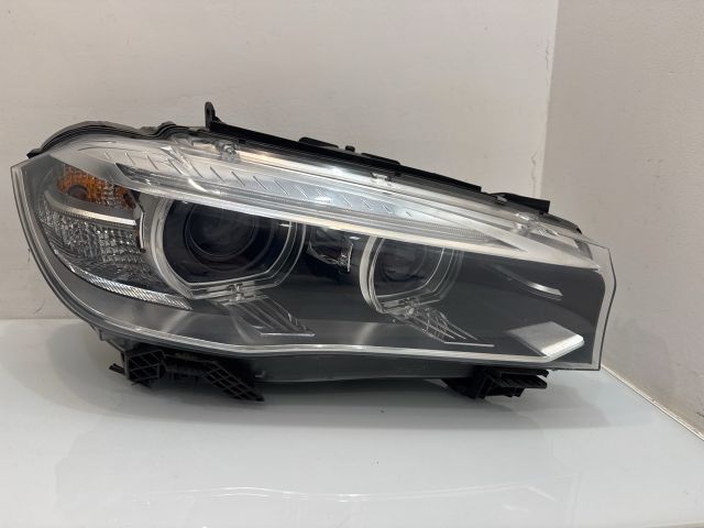 bontott BMW X5 Jobb Xenon Fényszóró