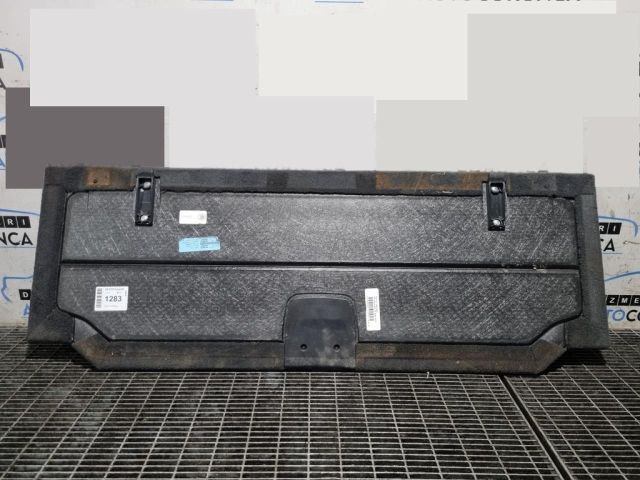 bontott BMW X5 Kalaptartó