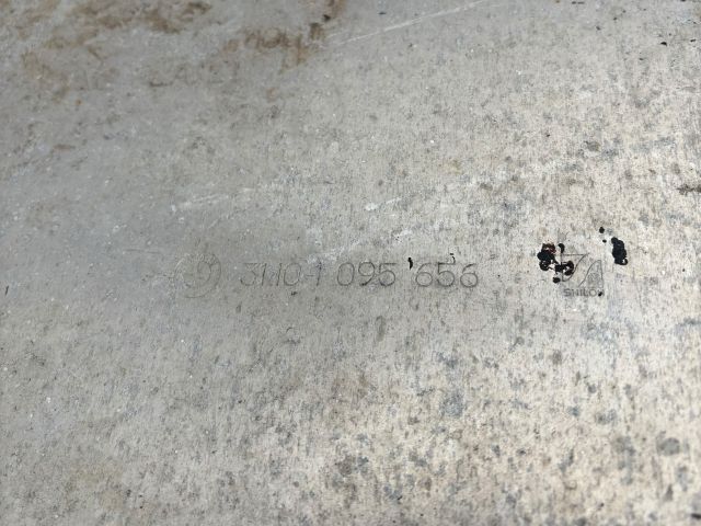 bontott BMW X5 Kartervédő