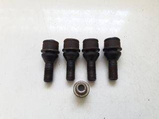 bontott BMW X5 Kerék Csavar Szett