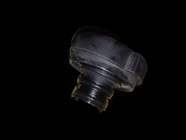 bontott BMW X5 Kiegyenlítőtartály Sapka