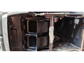 bontott BMW X5 Könyöklő