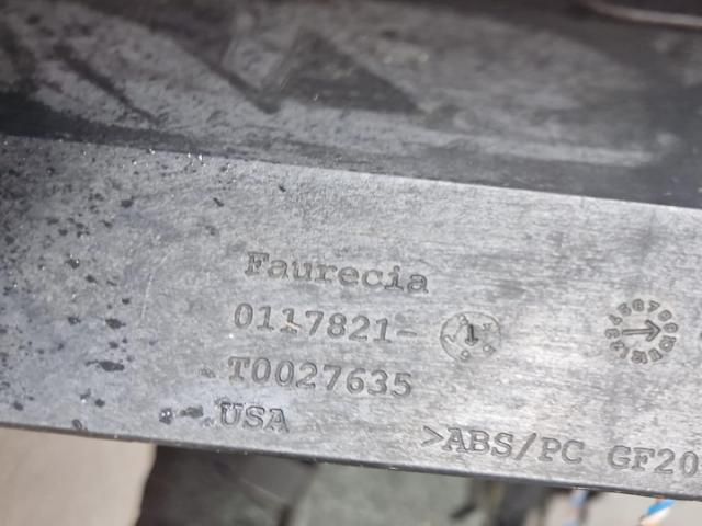 bontott BMW X5 Könyöklő