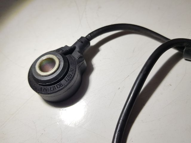 bontott BMW X5 Kopogás Jeladó