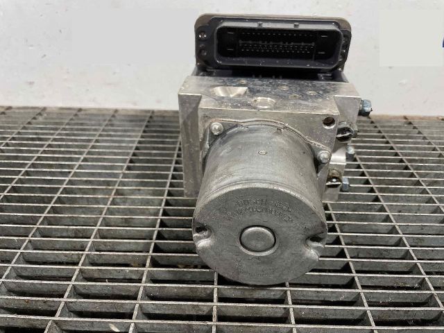 bontott BMW X5 ABS Kocka